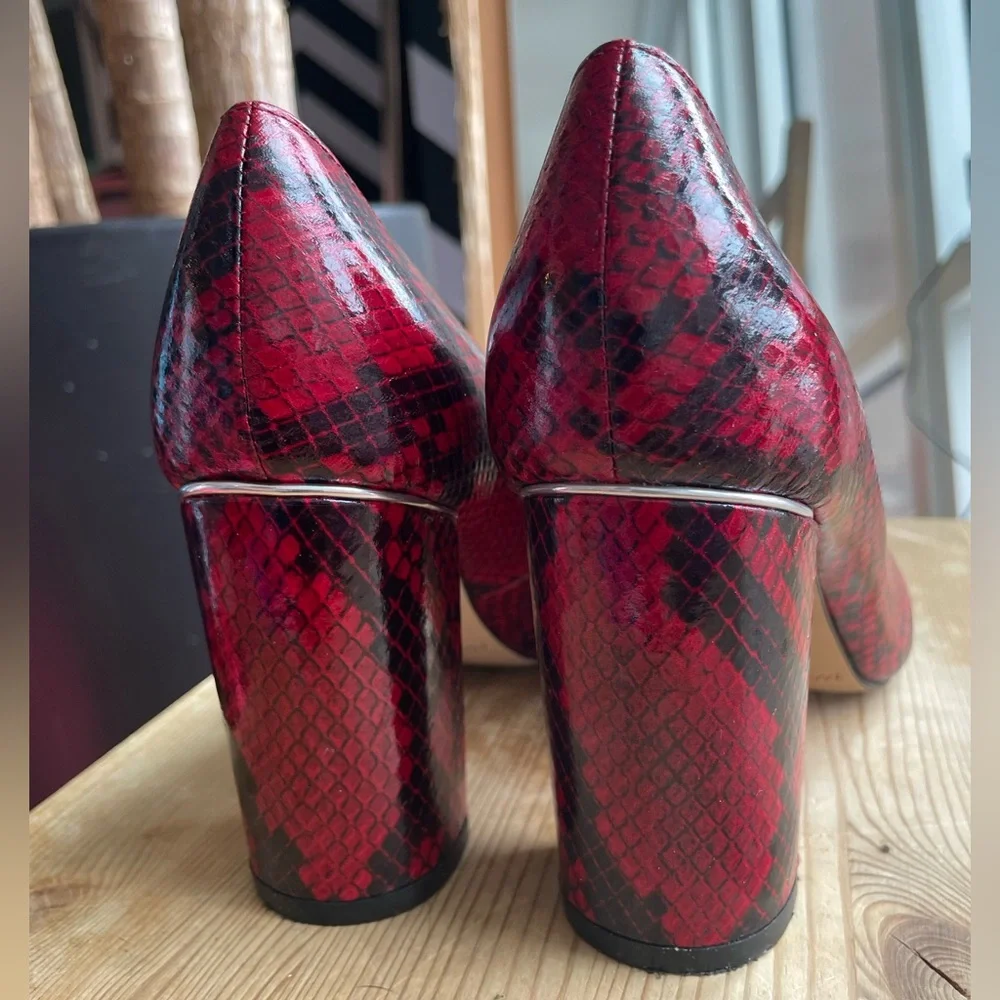 Marc Fisher Red Snakeskin Viviene Block Heel Pumps - Picture 13 of 16